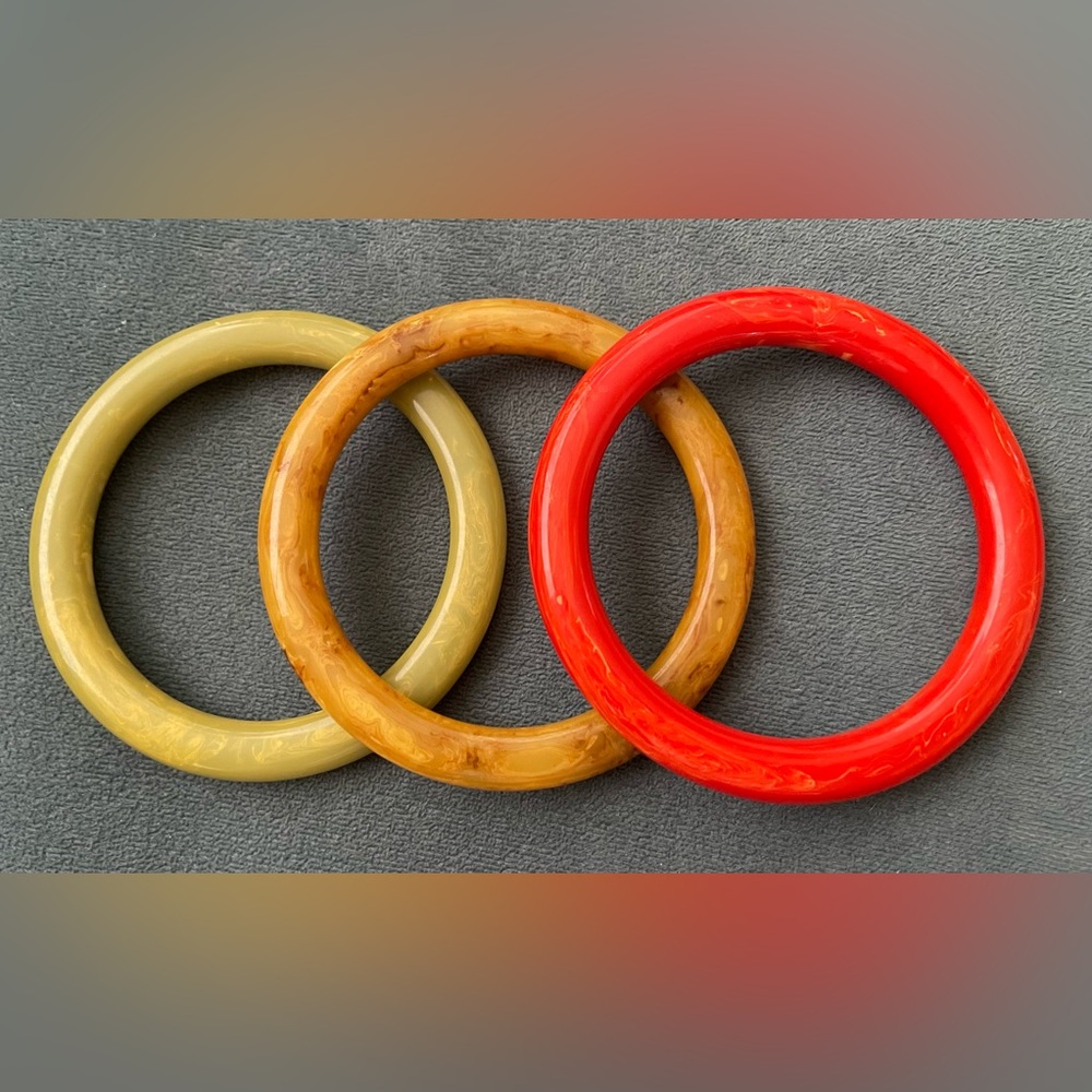 Set of Three Vintage BAKELITE Bangles